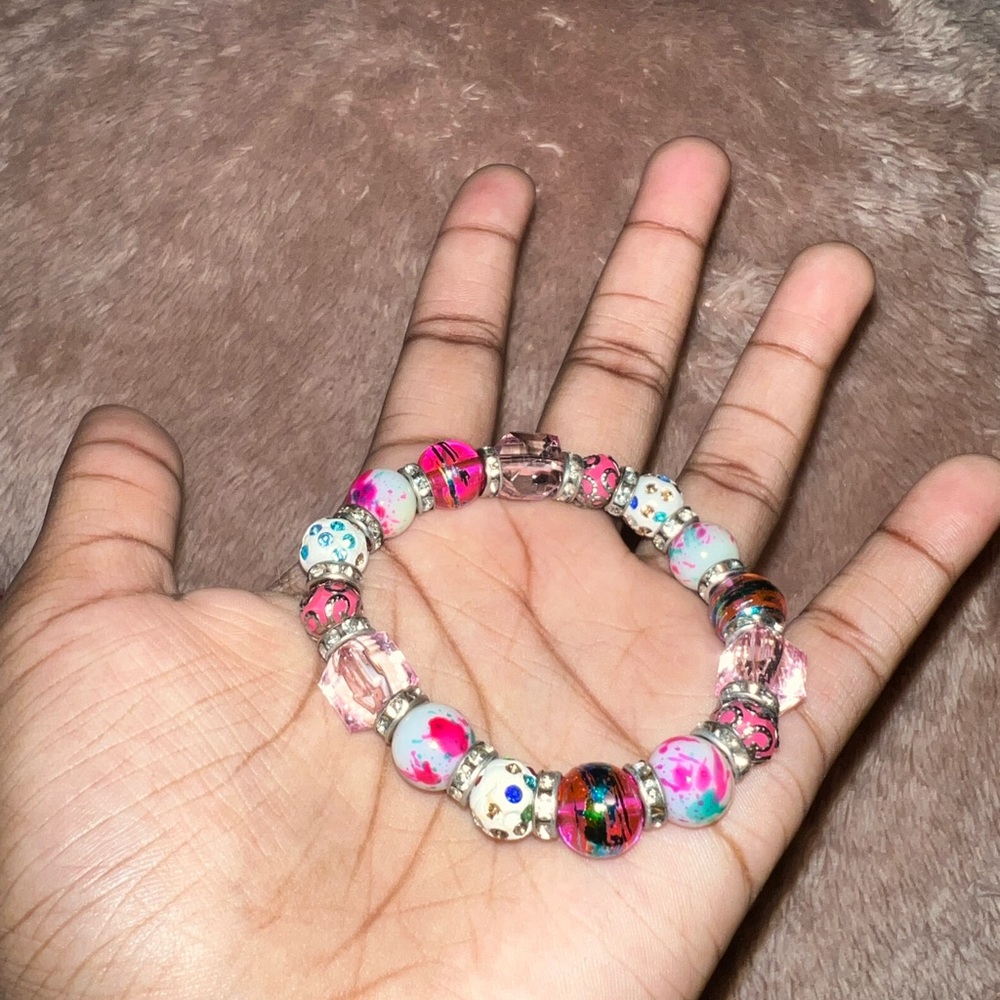 Colorful pink bracket